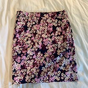 J Crew Pencil Floral Skirt. Size 6, Super Cute!